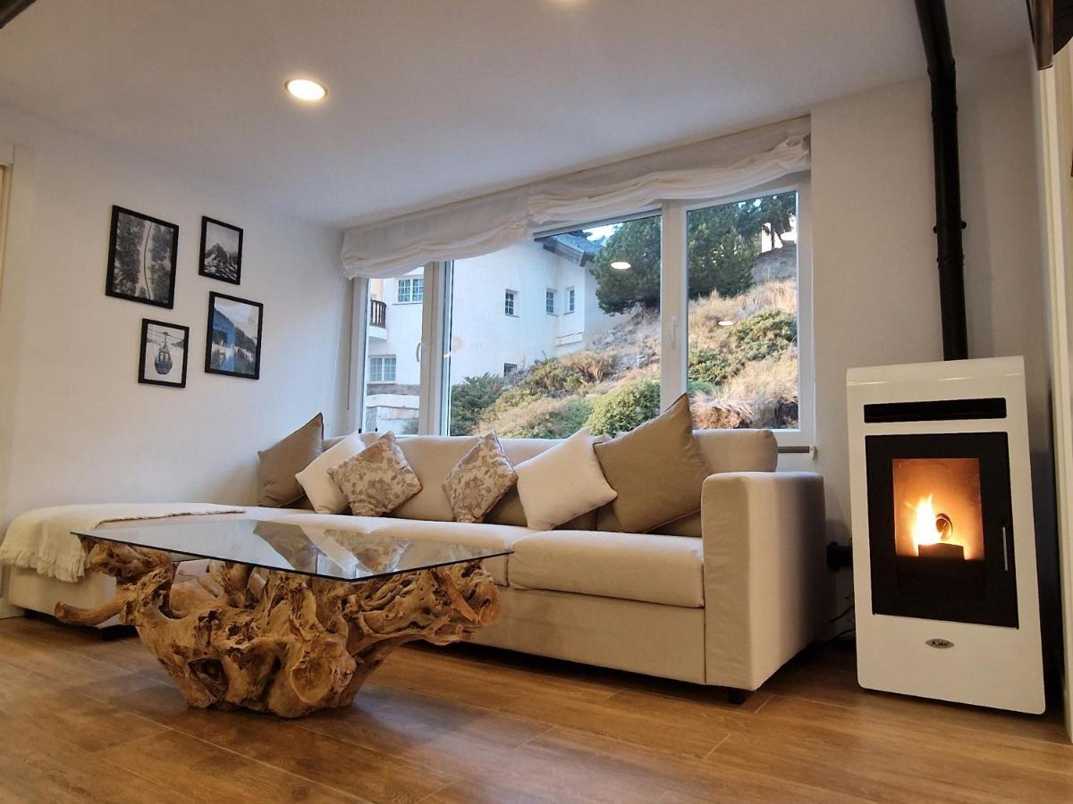 Brand New Apartment Very Cosy And Awesome Display Close To The Ski Slope! Private Parking Sierra Nevada Exterior photo